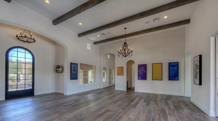 Vestíbulo y comedor