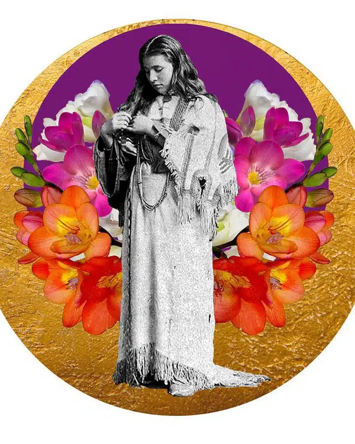 16229254_929672407168855_1609453837859422208_n A close up of a flower