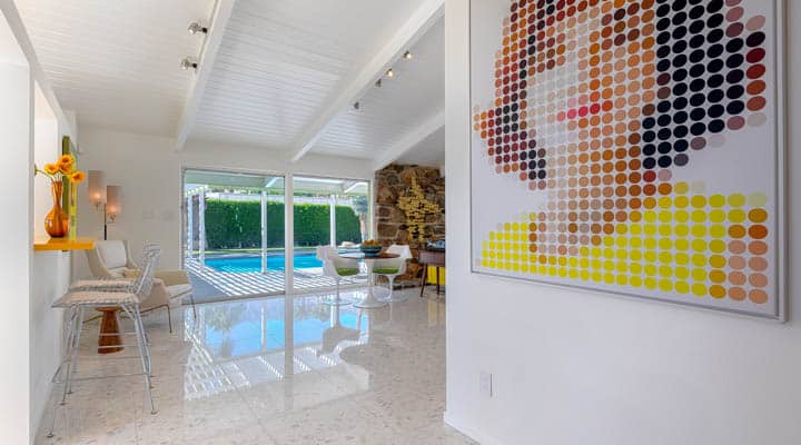 A close up of a cage