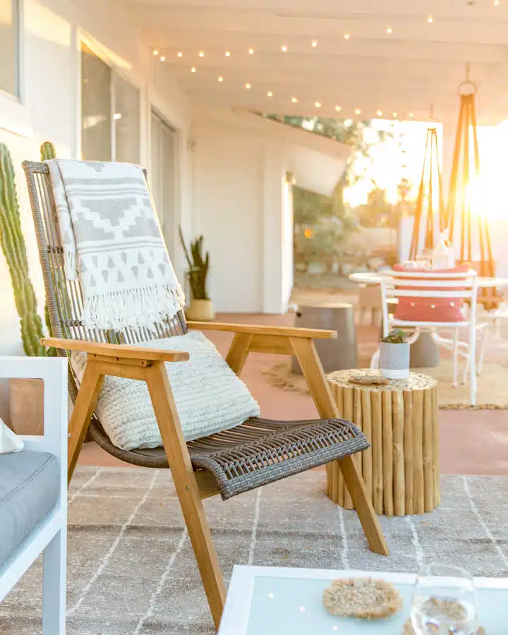 CJTD-194 A dining room table