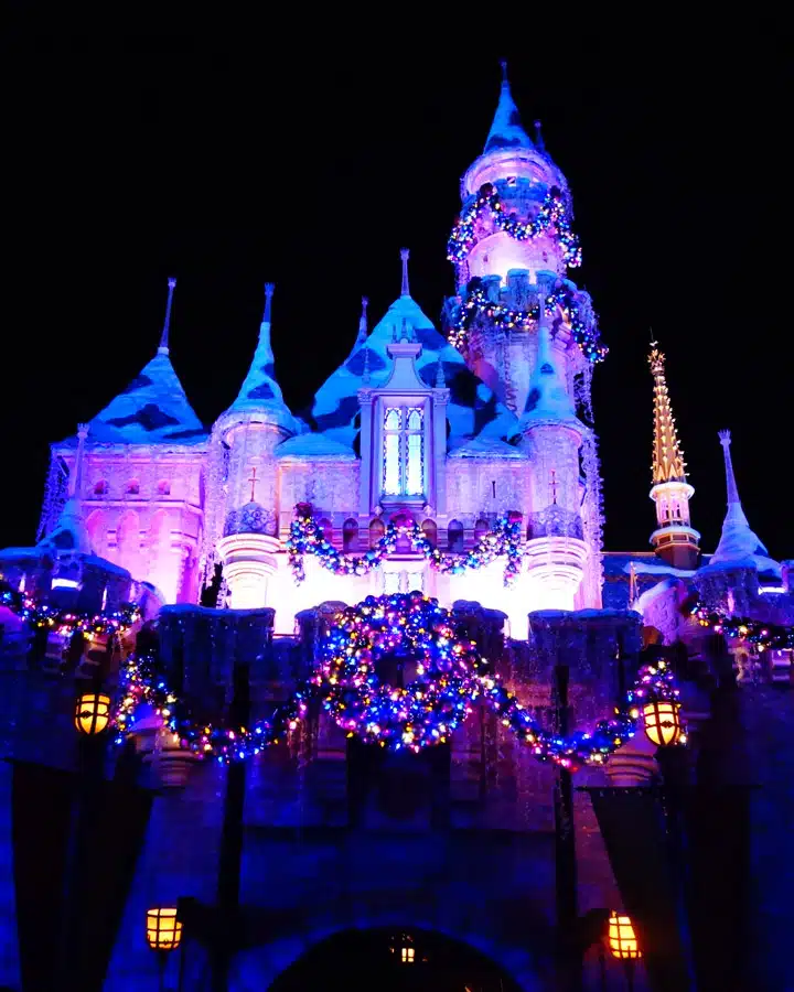 Castle-1 A city at night