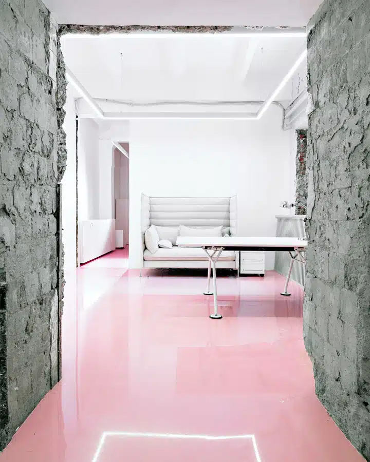 Crosby_Studios_NGRS_office6 A pink door