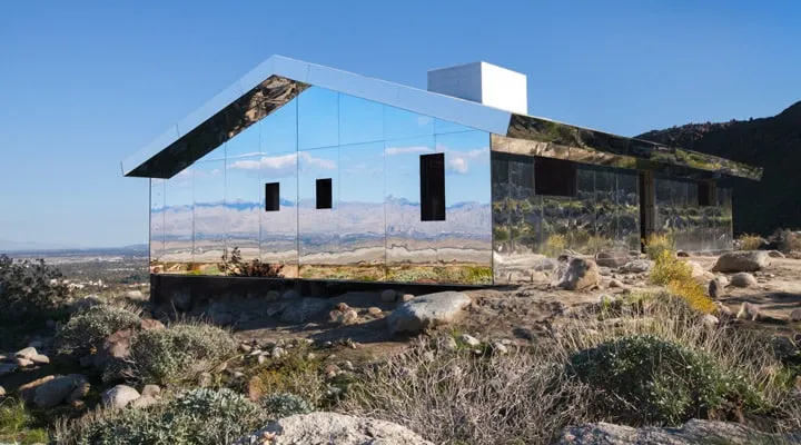 DAW_MIRAGE_MG_0861 A building with a mountain in the background