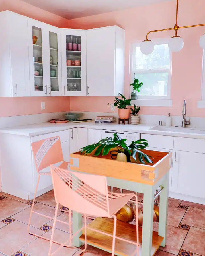 DSCF6734-720x900 A room filled with furniture and a large window