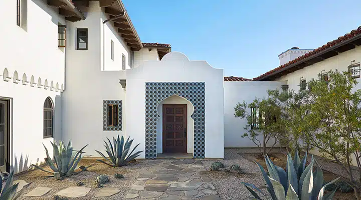 Deer_Creek_DunnFront_Wide_2-720x400 A house with trees in the background