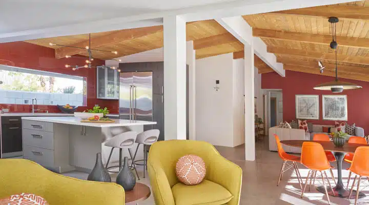 DunnEdwards_111520186269-720x400 A dining room table