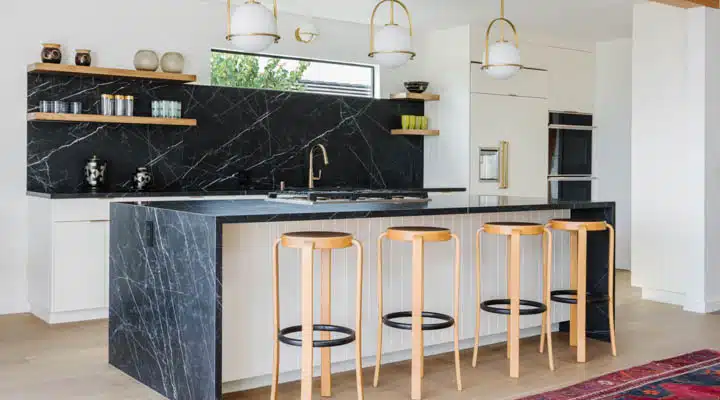 DunnEdwards_LosDiegos_100920_0343-720x400 A large room