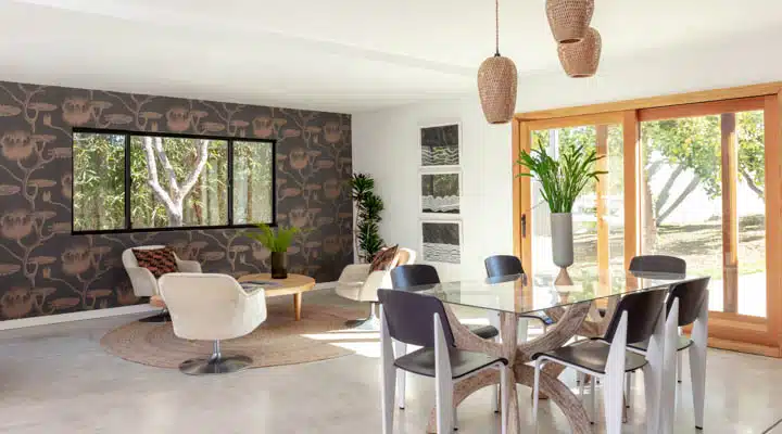 Dunn_Edwards_Cadman_121620_4081-720x400 A living room filled with furniture and a large window