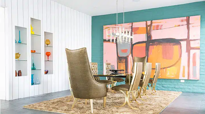 GoldenState_ModernismWeek_2 A chair in a room