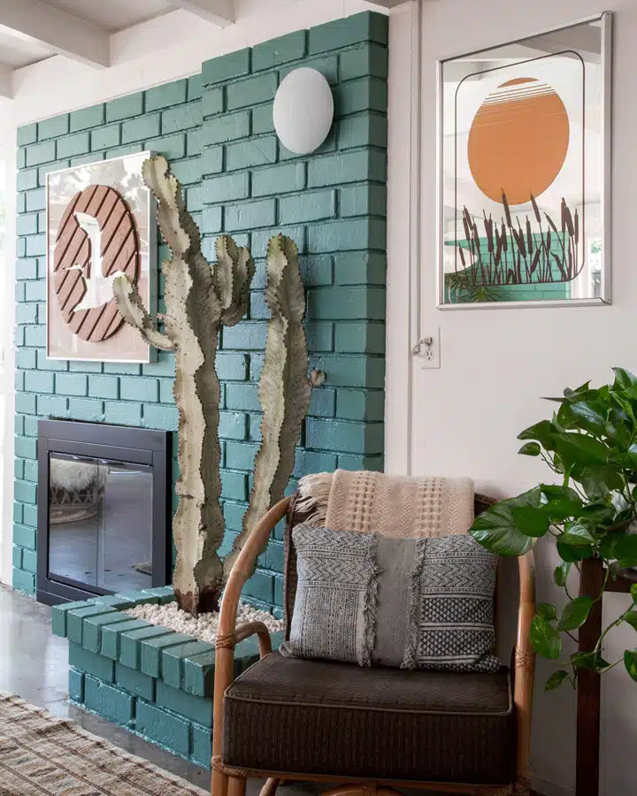 IMG_0154 A room filled with furniture and a large window