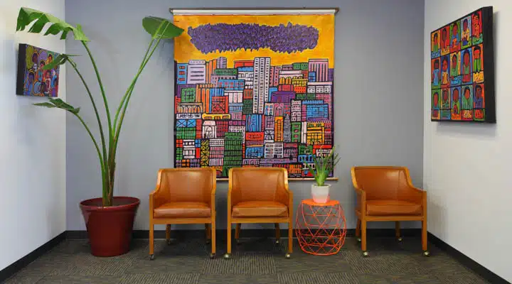 IMG_1082-720x400 A chair in a room