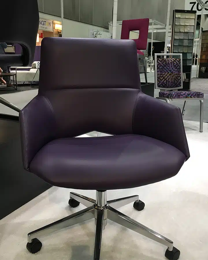 IMG_3763-720x900 A living room with a leather chair