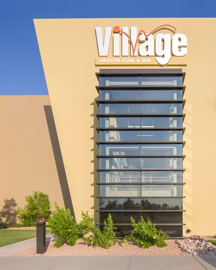 _L7C5895 A sign in front of a building