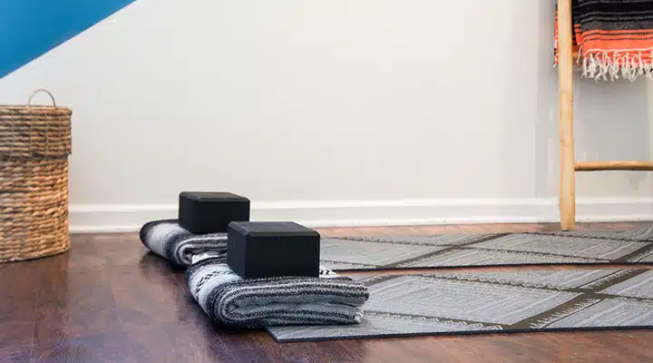 LekkerHouse20 A wooden table