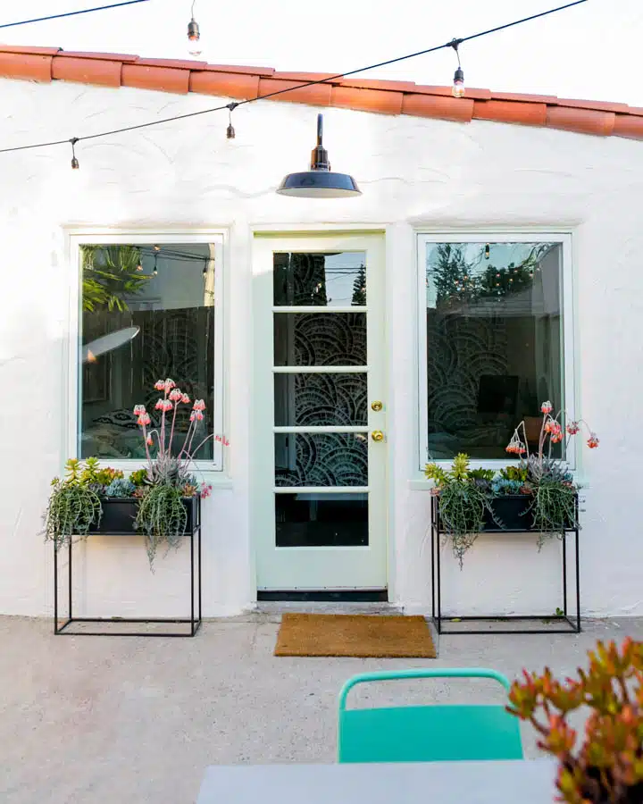 Monica_Wang_Photo-49-Vanilla_Shake_2-720x900 A building next to a window