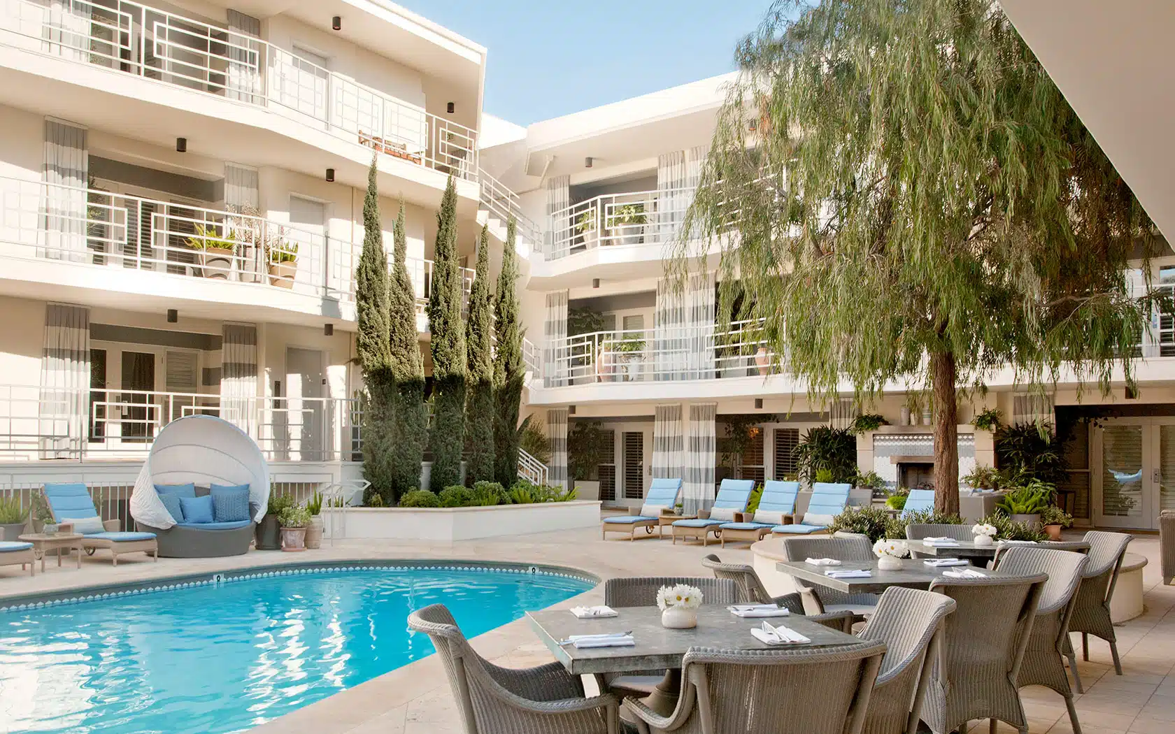 Oceana_5 A building with a pool table