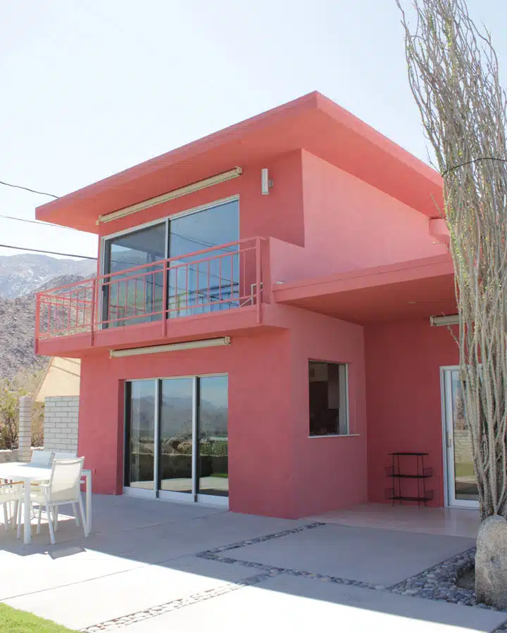 PInk_house_3 A view of a house