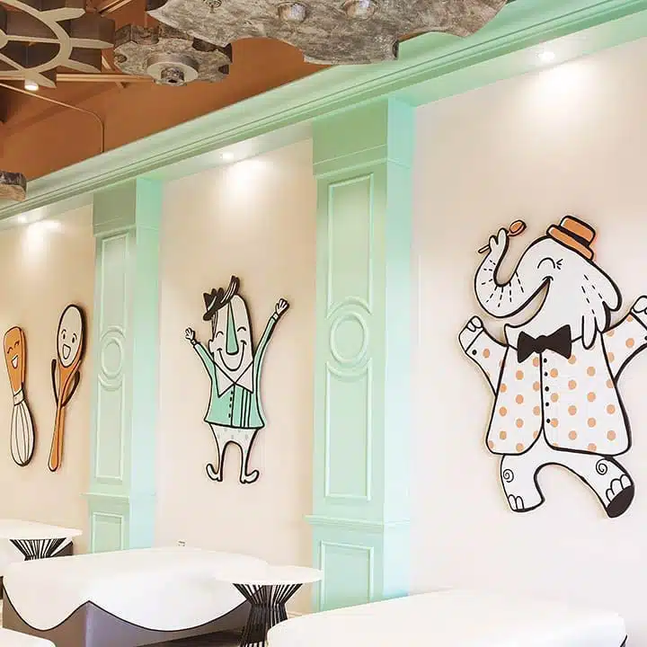 Scoopwell_Interior-720x720 A bedroom with a large mirror