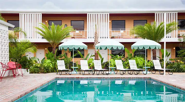 THE-DRIFTER_Pool-02_Nicole-Franzen-Design-Hotels-720x400 A building with a pool table