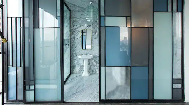 Undine-Prohl51 Captura de pantalla de una puerta de cristal