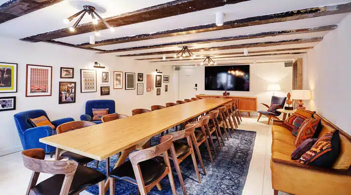 hoxton_ams_4_2891-720x400 A dining room table