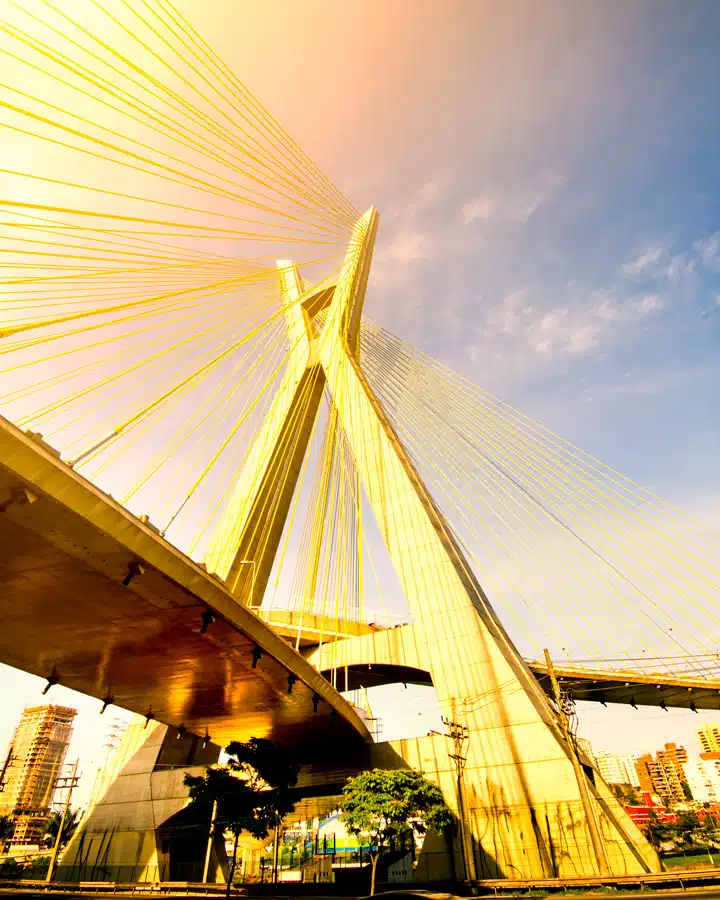 iStock_66065101_LARGE A close up of a bridge