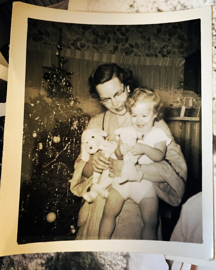 iStock_79147717_LARGE Two people sitting posing for the camera