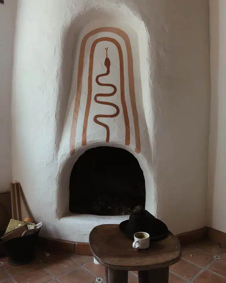 Processed with VSCO with a4 preset A dirty old room