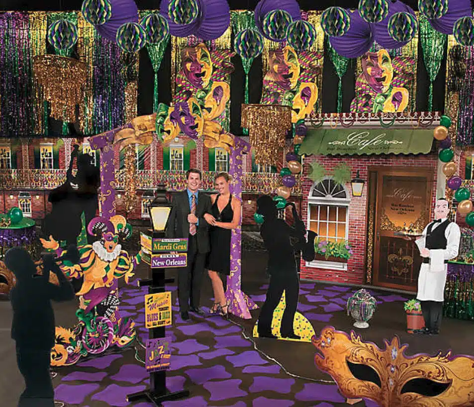 Masquarade party oriental trading