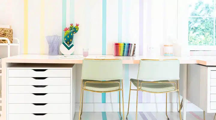 Dunn Edwards + Oh So Jo A room filled with furniture and a window