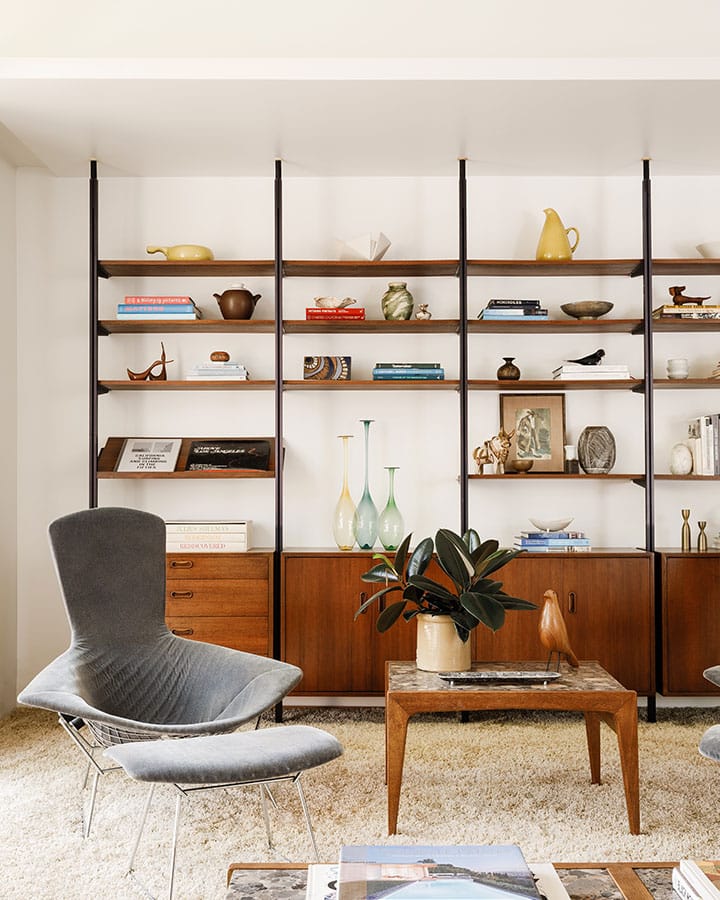 A living room filled with lots of furniture