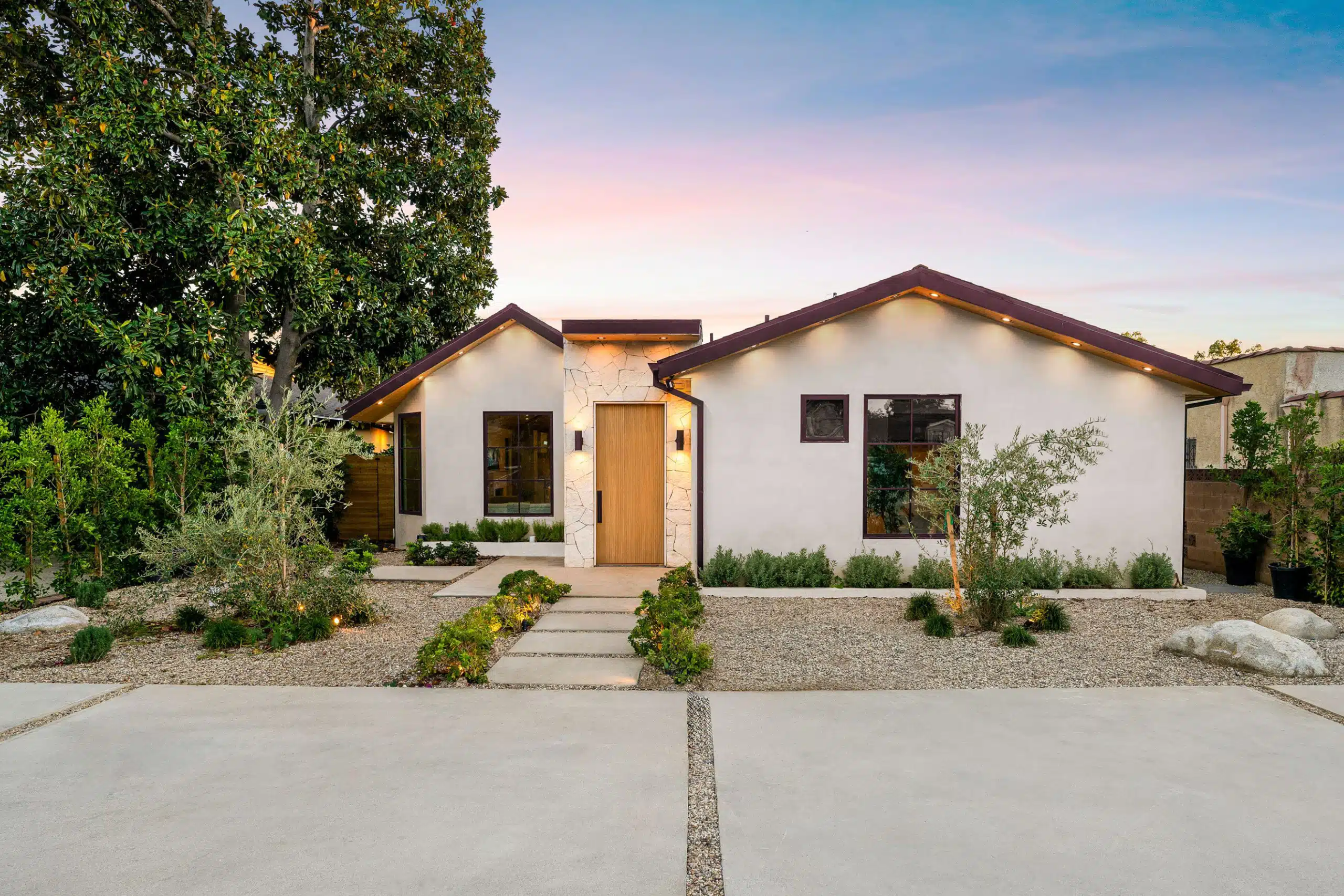 Fleur de Sel House with Purple Prose Trim